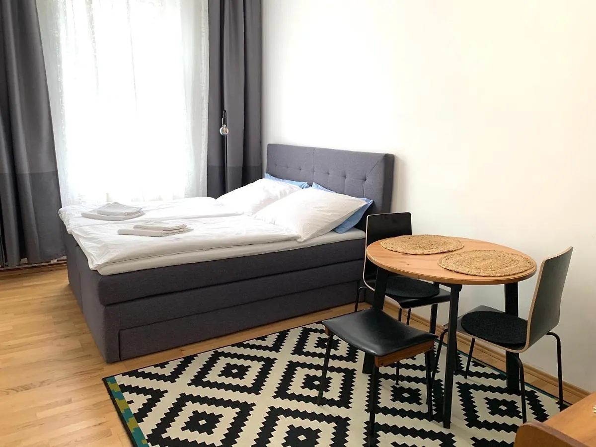 Tada Apartment Wien 0*,  Østrig